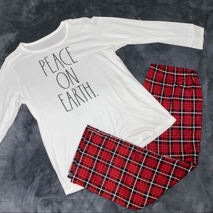 Rae Dunn men’s Christmas pajamas red plaid Peace on‎ Earth size XL